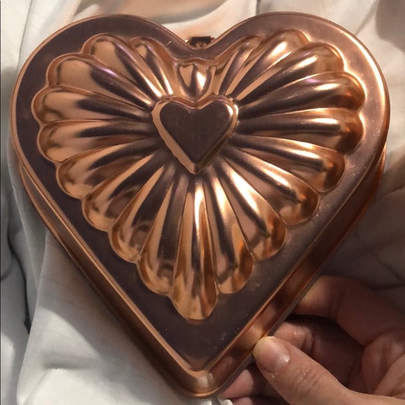 🔥Host Pick🔥 - Picture 2 of 5